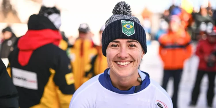 Skeleton: Nicole Silveira é bronze em etapa da Copa do Mundo na Suíça