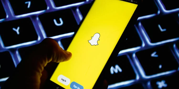 Snapchat fecha acordo antes de julgamento na Califórnia por dependência em redes sociais