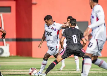 Vitória e Atlético-BA abrem Campeonato Baiano com empate sem gols