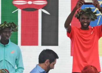 Com ultrapassagem nos minutos finais, etíope vence a São Silvestre