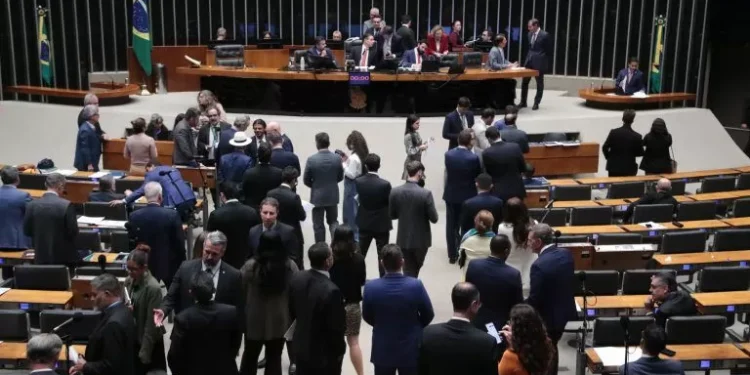 Câmara aprova acordo de comércio entre Mercosul e UE