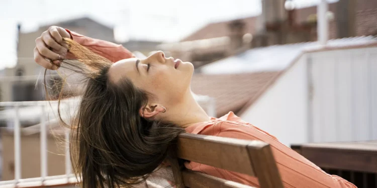 Como o Brasil inova no tratamento de transplante capilar e autoestima feminina?