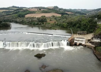 Fevereiro seguirá com bandeira tarifária verde na conta de luz
