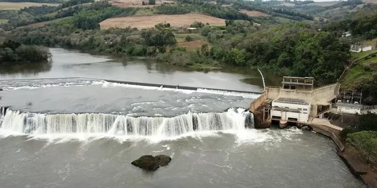Fevereiro seguirá com bandeira tarifária verde na conta de luz